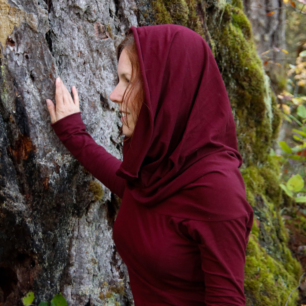 anna-elf-1000x1000 Anna Frolik, Co-Adventurer, Life + Business Intuitive, Founder of Wonderland Publishing